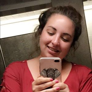 Meet your Posher, Renee